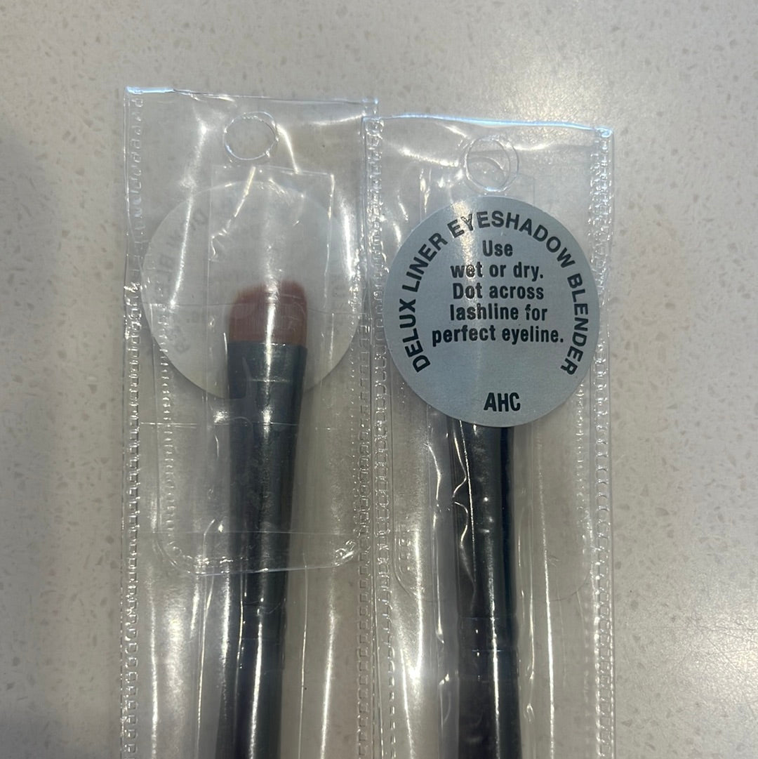 Ali Hamylton Brushes